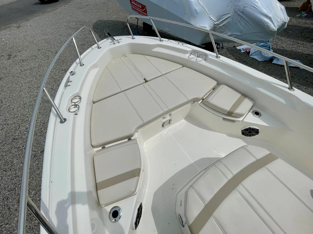 2026 Boston Whaler 250 Dauntless 25.0 feet, Quincy, MA #10