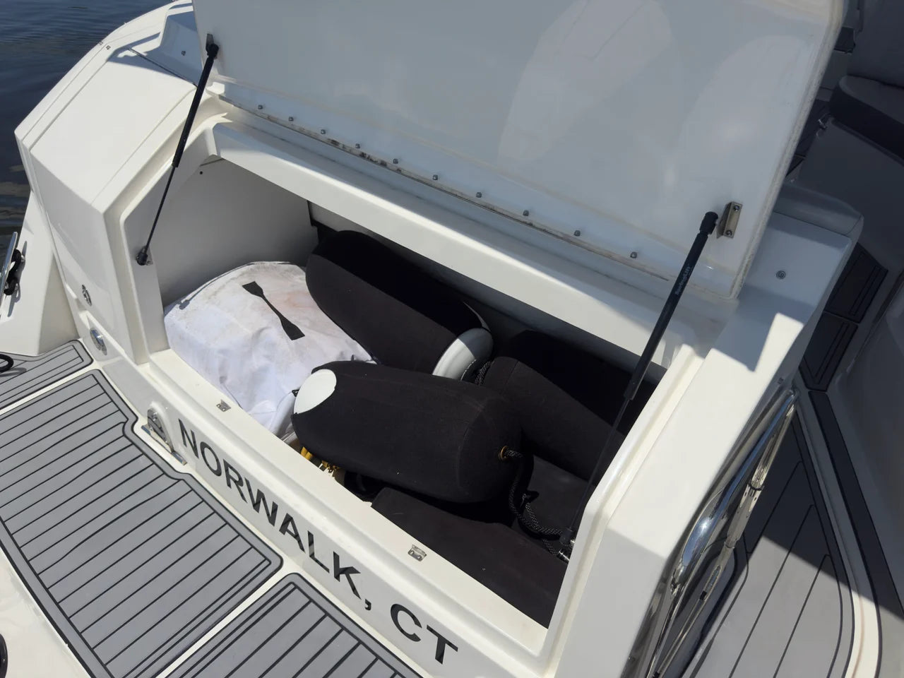 2021 Sea Ray 320 SUNDANCER OB 32.0 feet, Norwalk, Connecticut #60