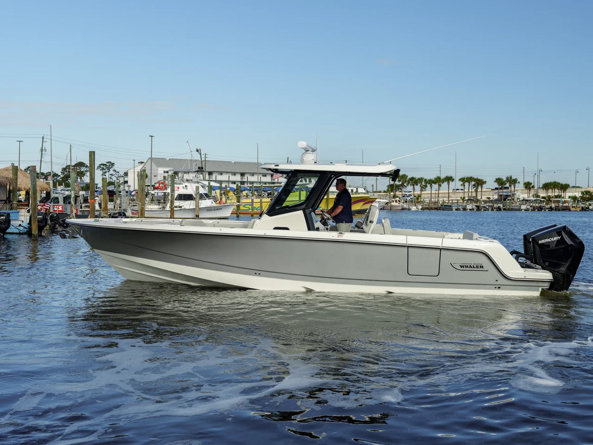 2027 Boston Whaler 330 Outrage 33.0 feet, Panama City, FL #1