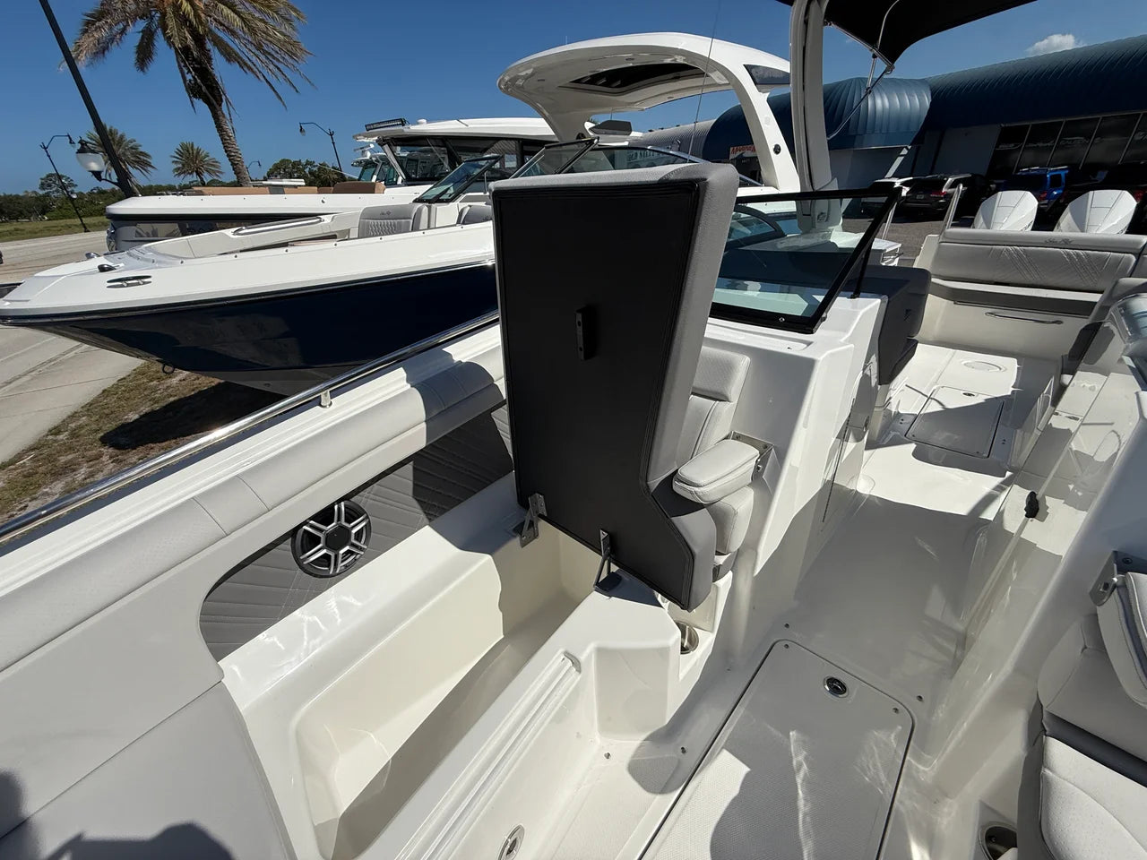 2026 Sea Ray SDX 290 Outboard 29.0 feet, Venice, Florida #6