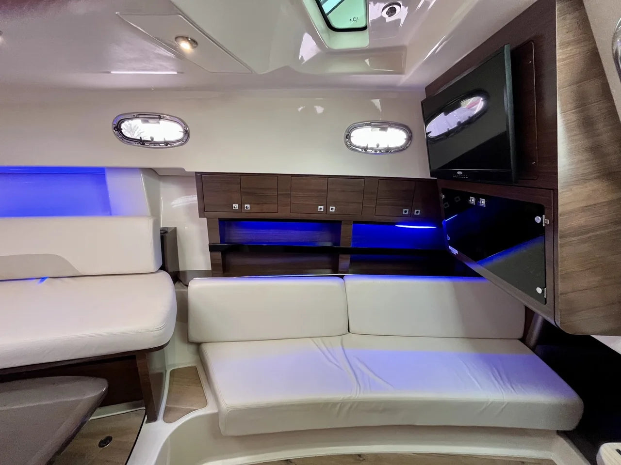 2019 Boston Whaler 345 CONQUEST 35.0 feet, Venice, Florida #14