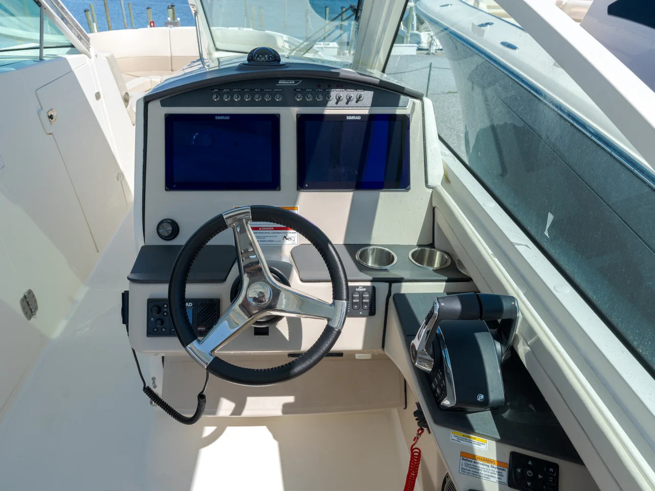 2025 Boston Whaler VANTAGE 320 33.0 feet, Panama City Beach, Florida #12