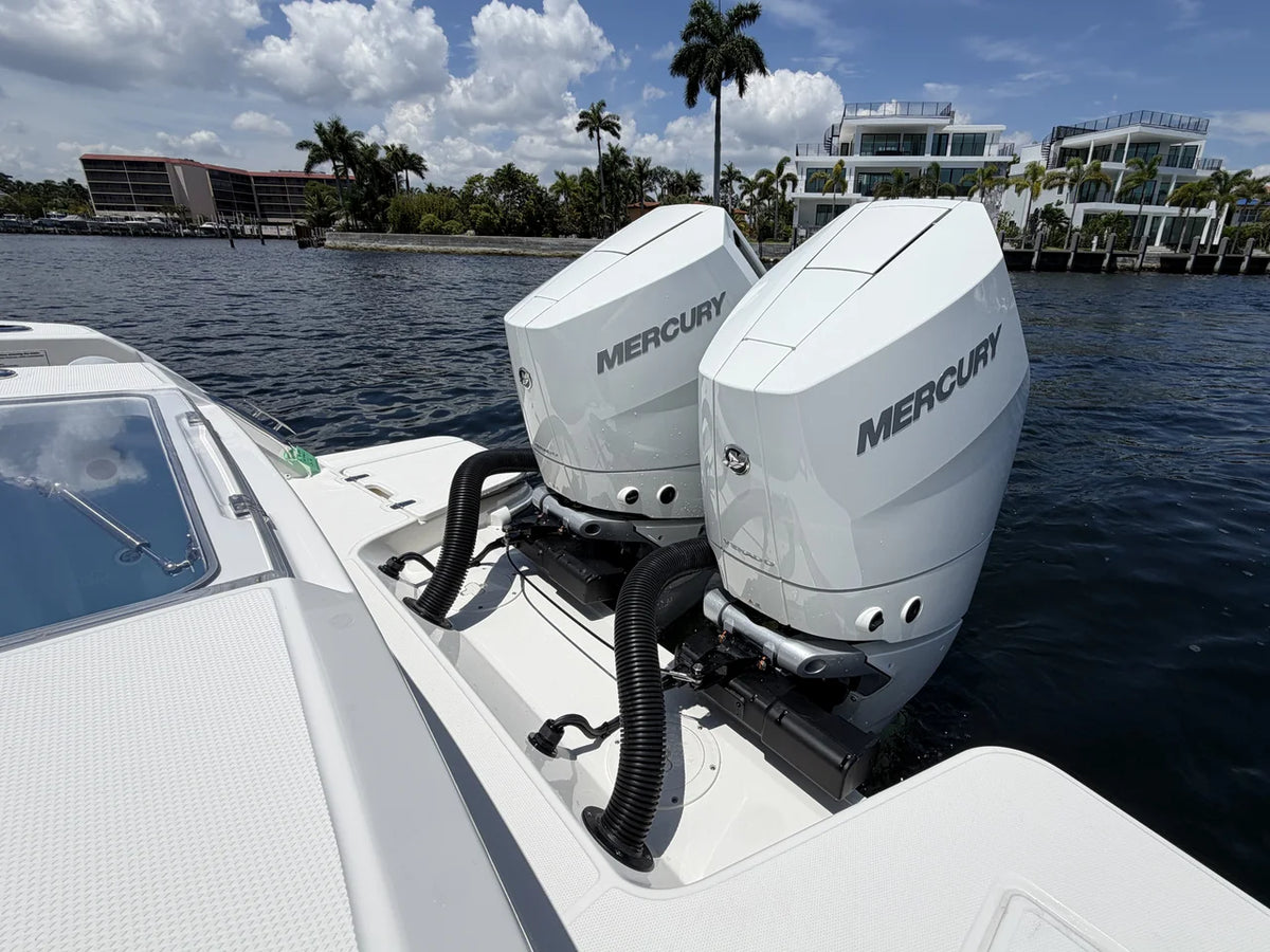 2026 Boston Whaler 330 Outrage 33.0 feet, Pompano Beach, Florida #20