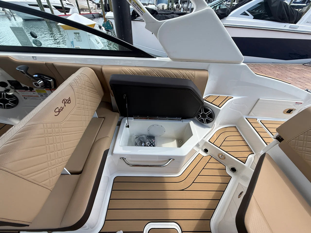 2026 Sea Ray SDX 250 Outboard 25.0 feet, Sarasota, FL #28