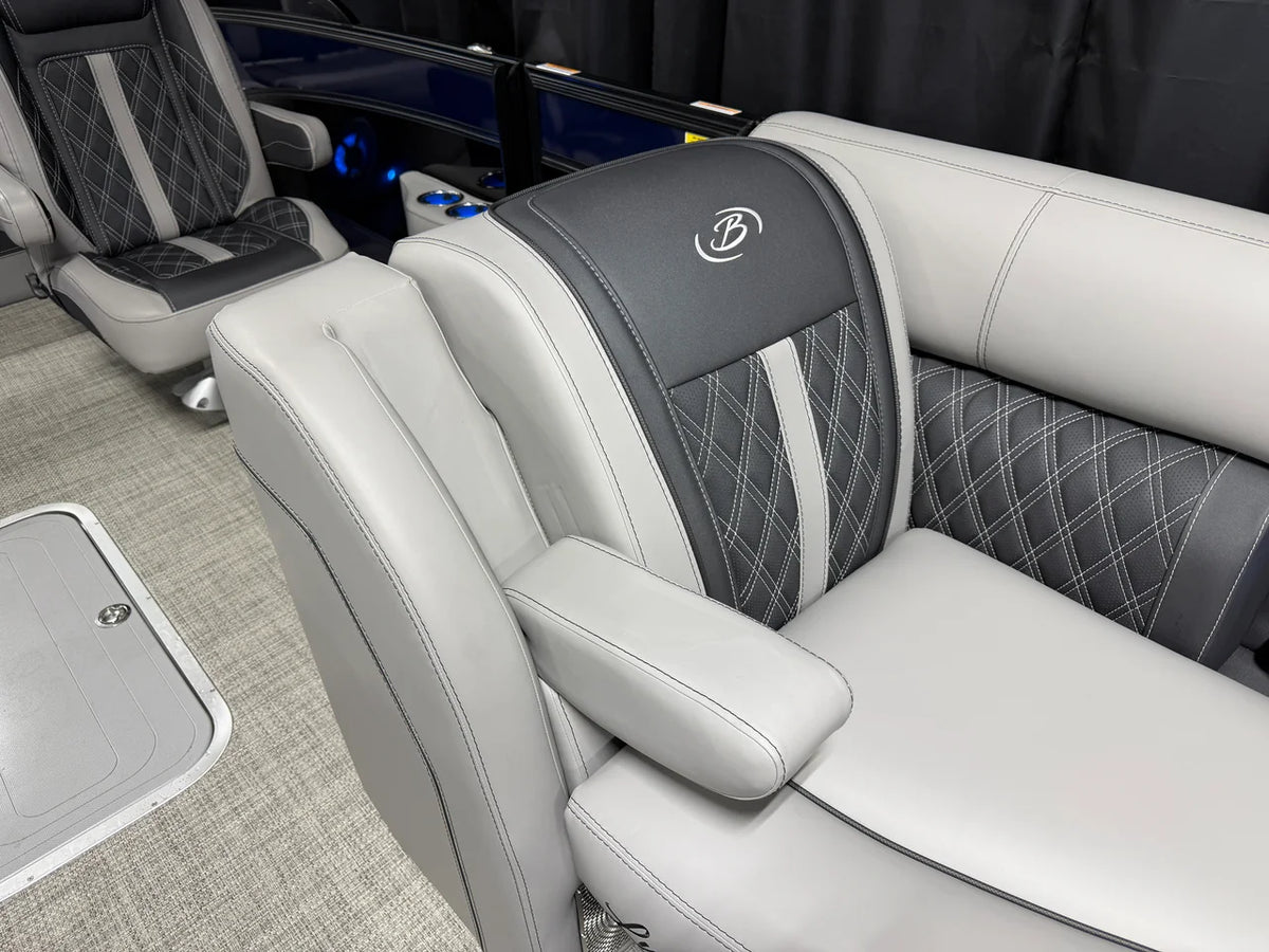 2027 Barletta LUSSO23UC 23.0 feet, Crosslake, Minnesota #32