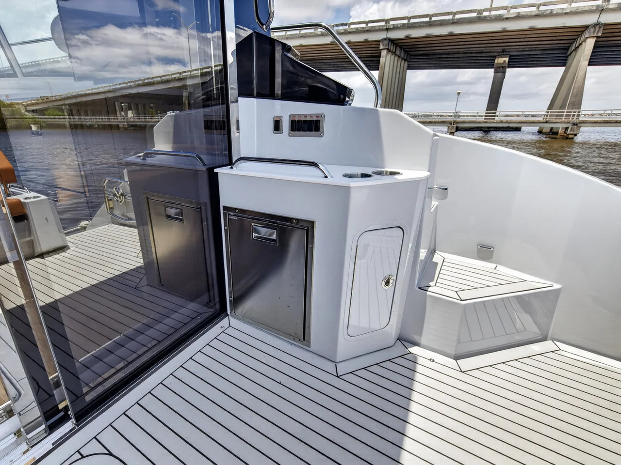 2026 Cruisers Yachts 46 Cantius 46.0 feet, Stuart, Florida #69