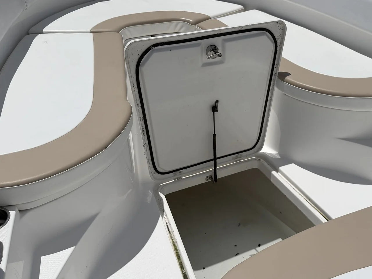 2017 EdgeWater 320 CC 31.0 feet, Jupiter, FL #48