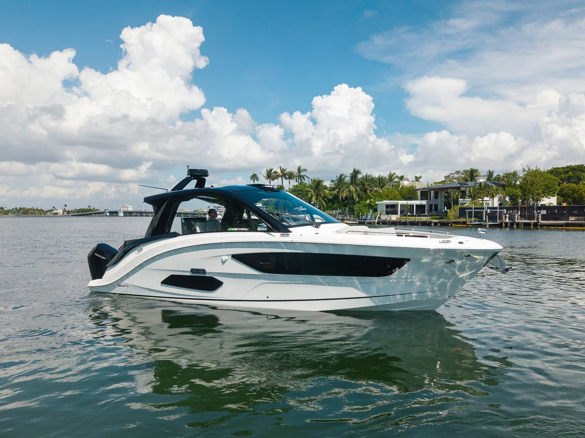 2026 Sea Ray Sundancer 370 Outboard 37.0 feet, Miami, FL #2