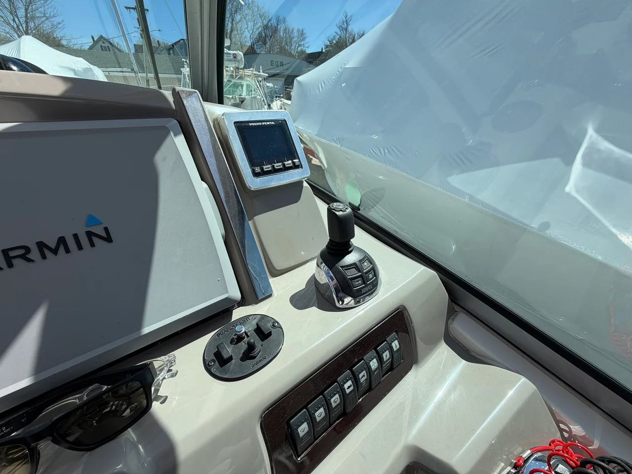 2014 Chaparral 330 SIGNATURE 33.0 feet, Danvers, Massachusetts #13