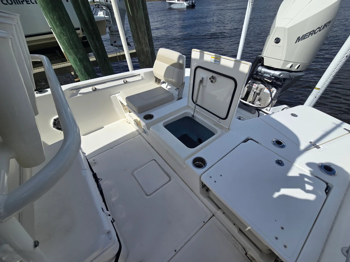 2023 Boston Whaler 250 DAUNTLESS 25.0 feet, Stuart, Florida #18