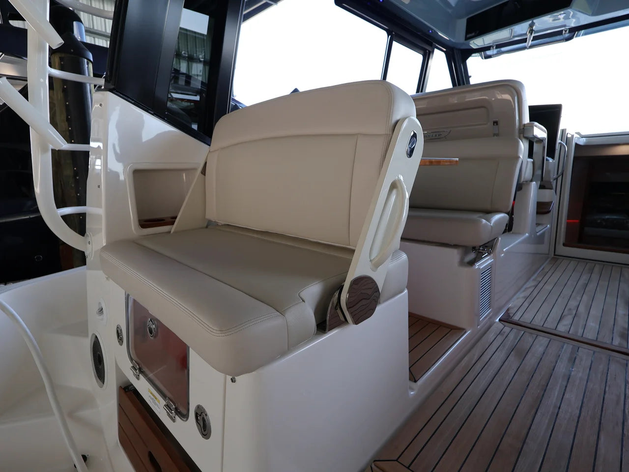 2026 Boston Whaler 405 Conquest 40.0 feet, Naples, Florida #38