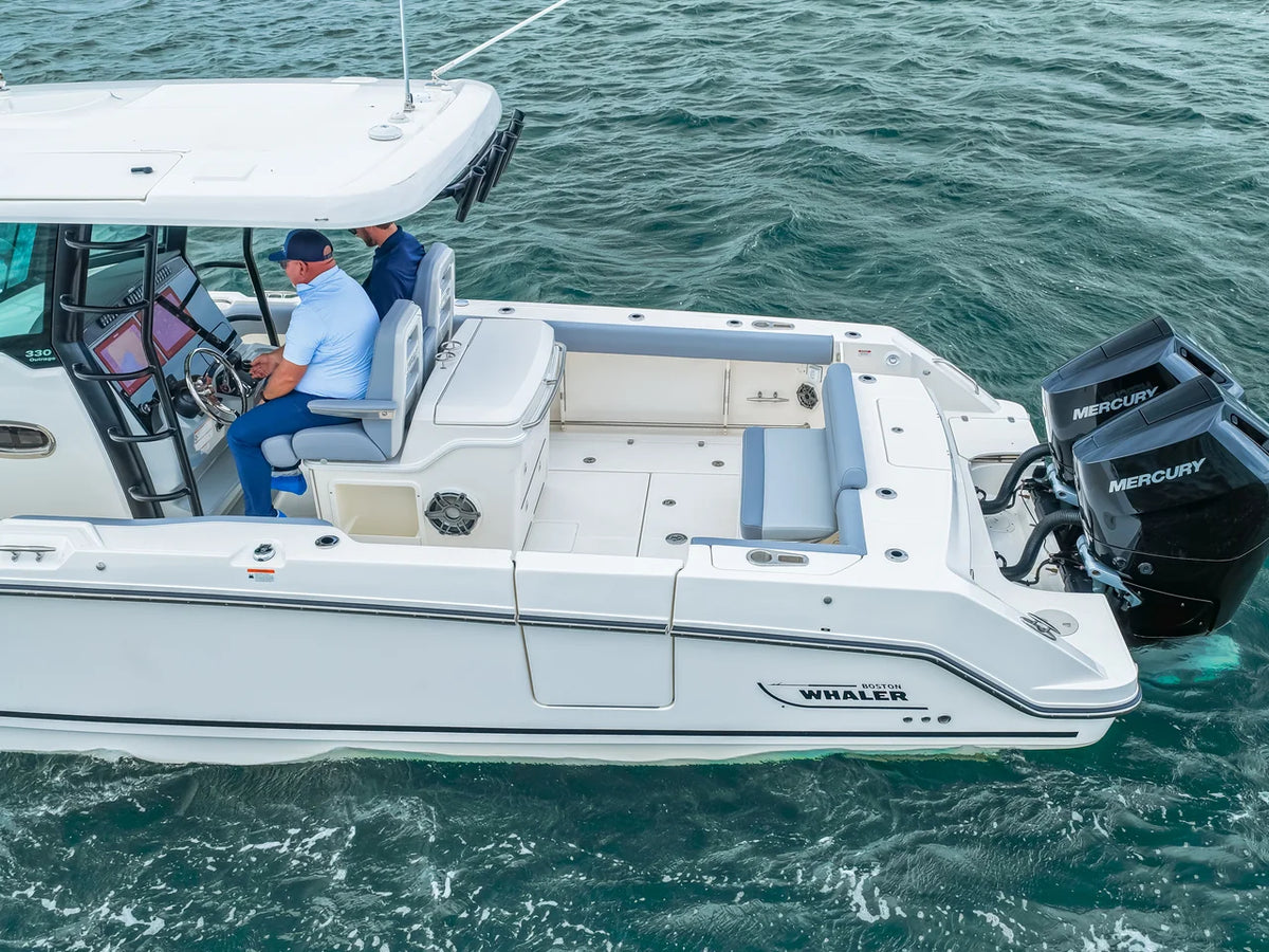 2026 Boston Whaler 330 Outrage 33.0 feet, Clearwater, Florida #24