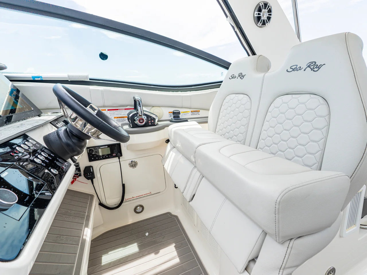 2024 Sea Ray 320 SUNDANCER OB 32.0 feet, St Petersburg, FL #22