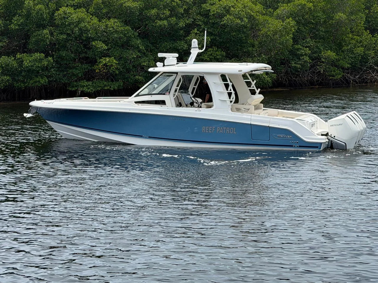 2022 Boston Whaler 350 REALM 35.0 feet, Key Largo, FL #11