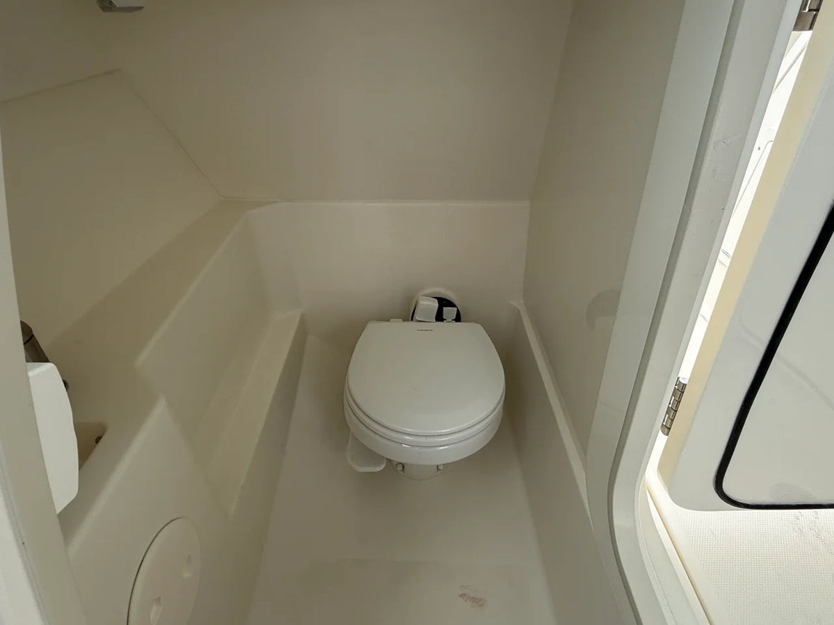 2027 Boston Whaler 240 Vantage 24.0 feet, Wrightsville Beach, North Carolina #20