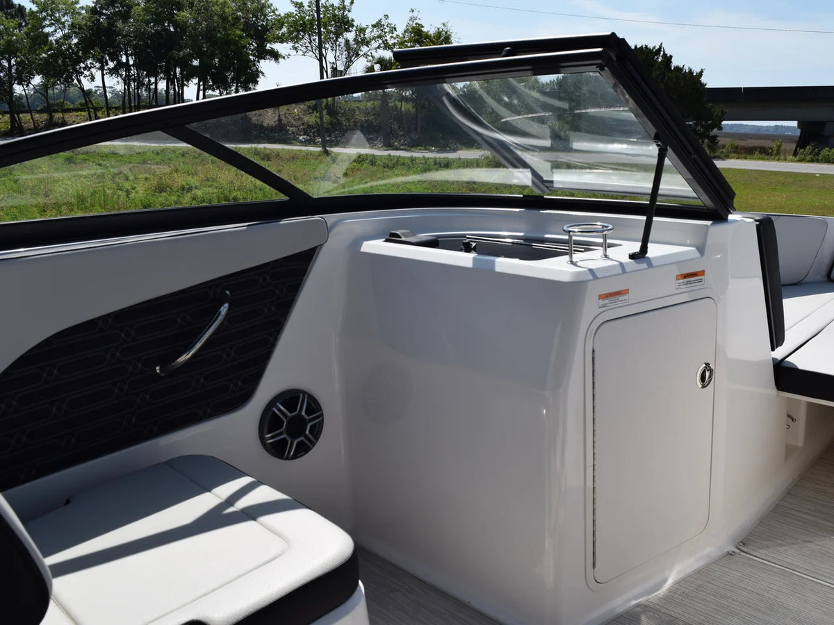 2026 Sea Ray SPX 210 Outboard 21.0 feet, Thunderbolt, GA #12