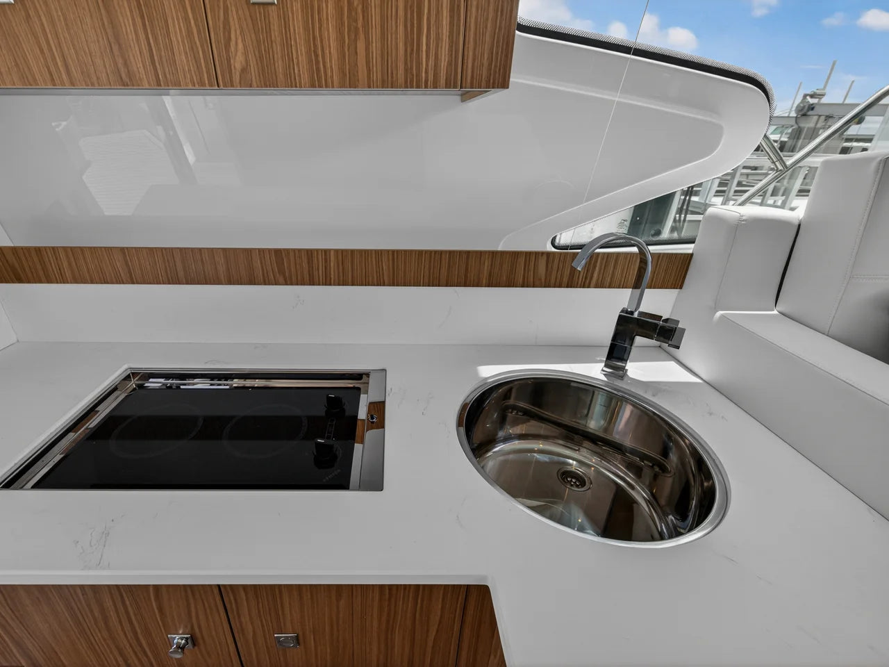2026 Cruisers Yachts 46 Cantius 46.0 feet, Stuart, Florida #20
