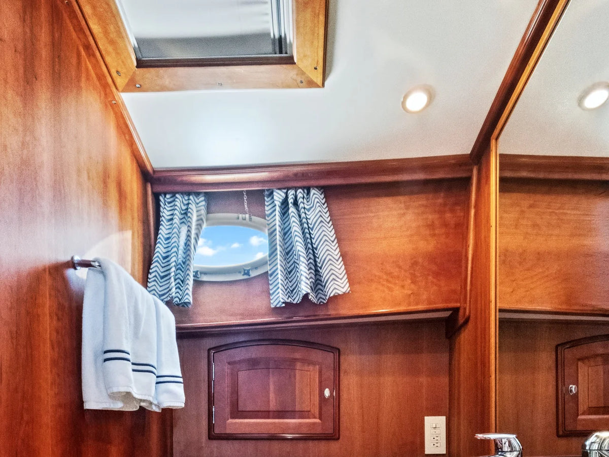 2007 Hinckley TALARIA 55MY 55.0 feet, West Palm Beach, FL #49