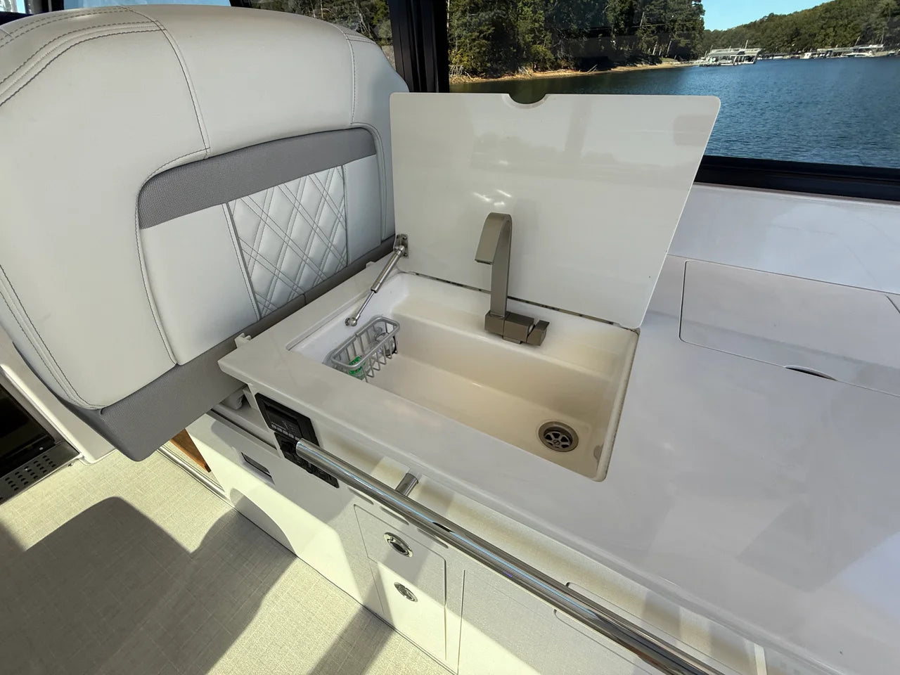 2021 Regal 36 GRAND COUPE 36.0 feet, Cumming, GA #37