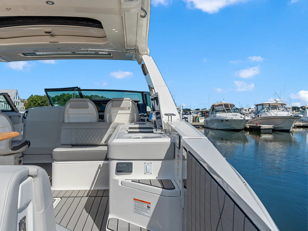 2026 Sea Ray SLX 400 Outboard 40.0 feet, Quincy, MA #14