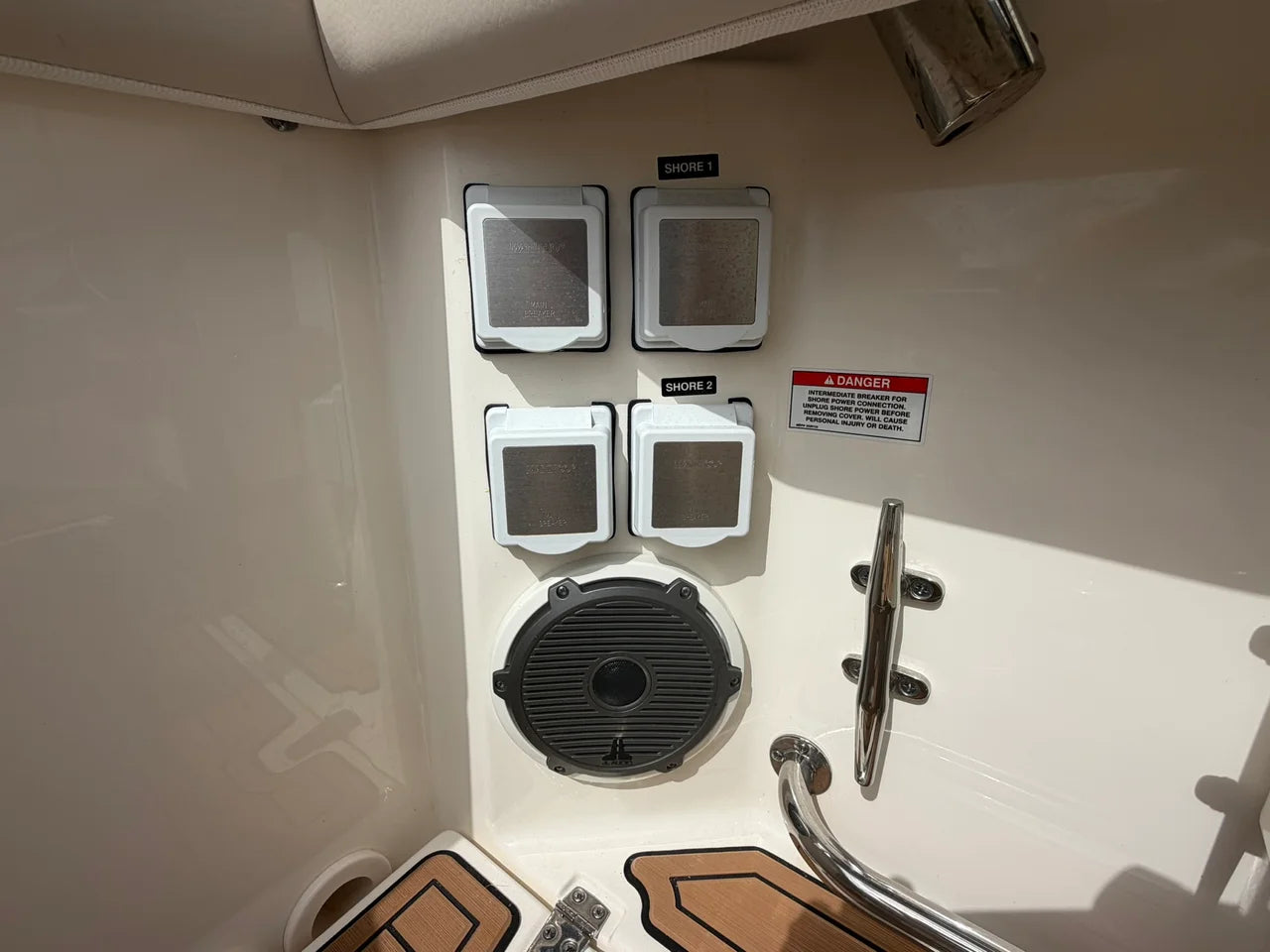 2023 Boston Whaler 325 CONQUEST 32.0 feet, Naples, FL #18