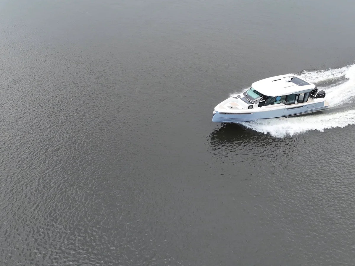 2027 Saxdor 400 GTC 40.0 feet, Jacksonville Beach, Florida #11