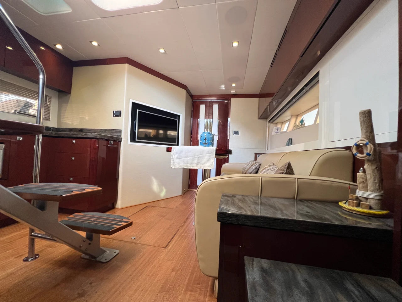 2015 Sea Ray 410 Sundancer 41.0 feet, Huntington, NY #53