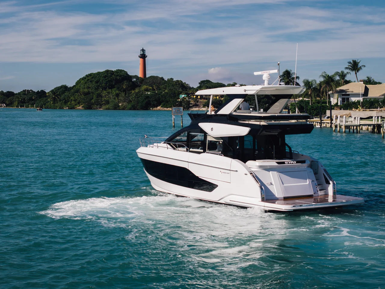 2026 Cruisers Yachts 57 FLY 57.0 feet, Jupiter, Florida #6