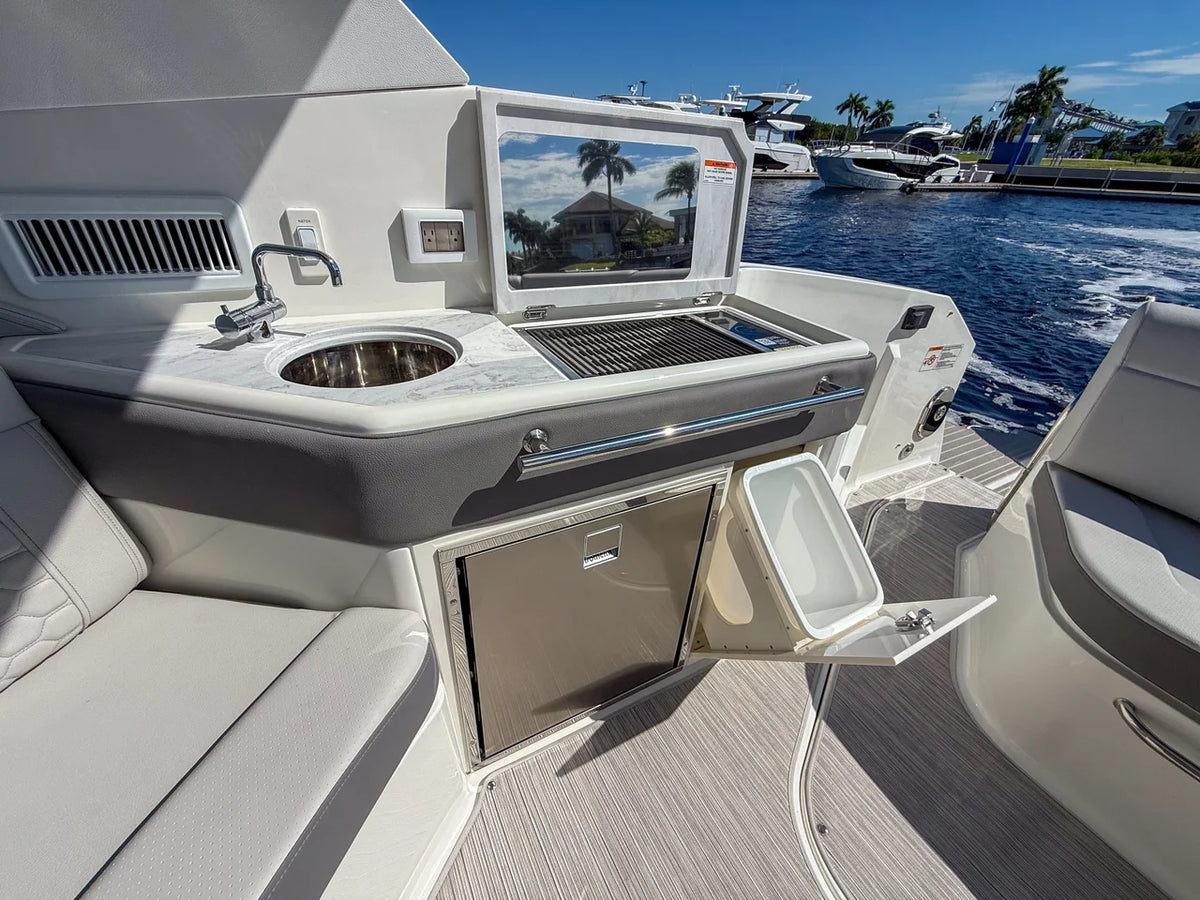 2027 Sea Ray Sundancer 320 Outboard 32.0 feet, Fort Myers, FL #19