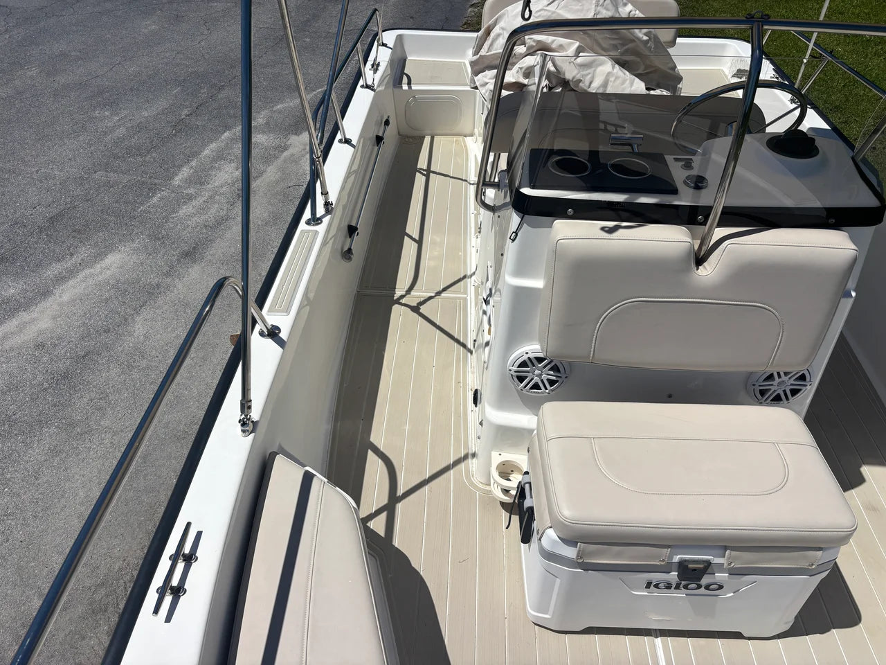 2008 Boston Whaler 190 MONTAUK 19.0 feet, Thunderbolt, GA #23