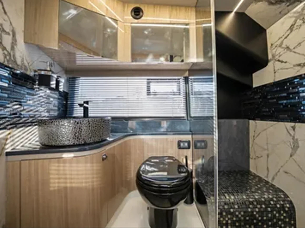 2024 Galeon 375 GTO 37.0 feet, Jupiter, Florida #57