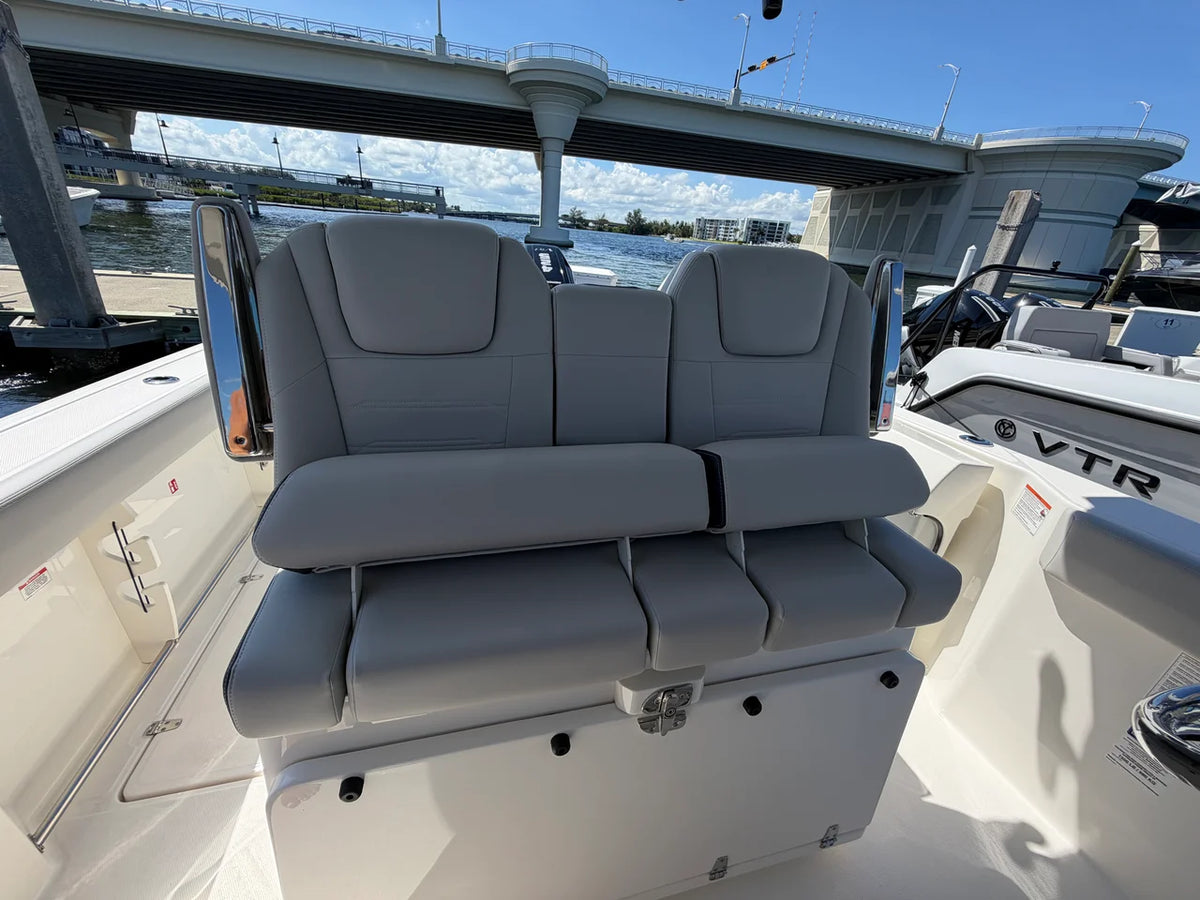 2026 Boston Whaler 330 Outrage 33.0 feet, Jupiter, Florida #30