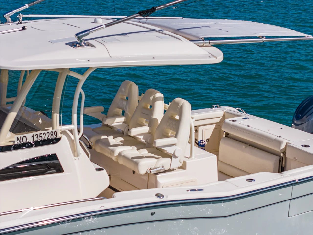 2024 Grady-White 326 CAN 33.0 feet, Miami, FL #17