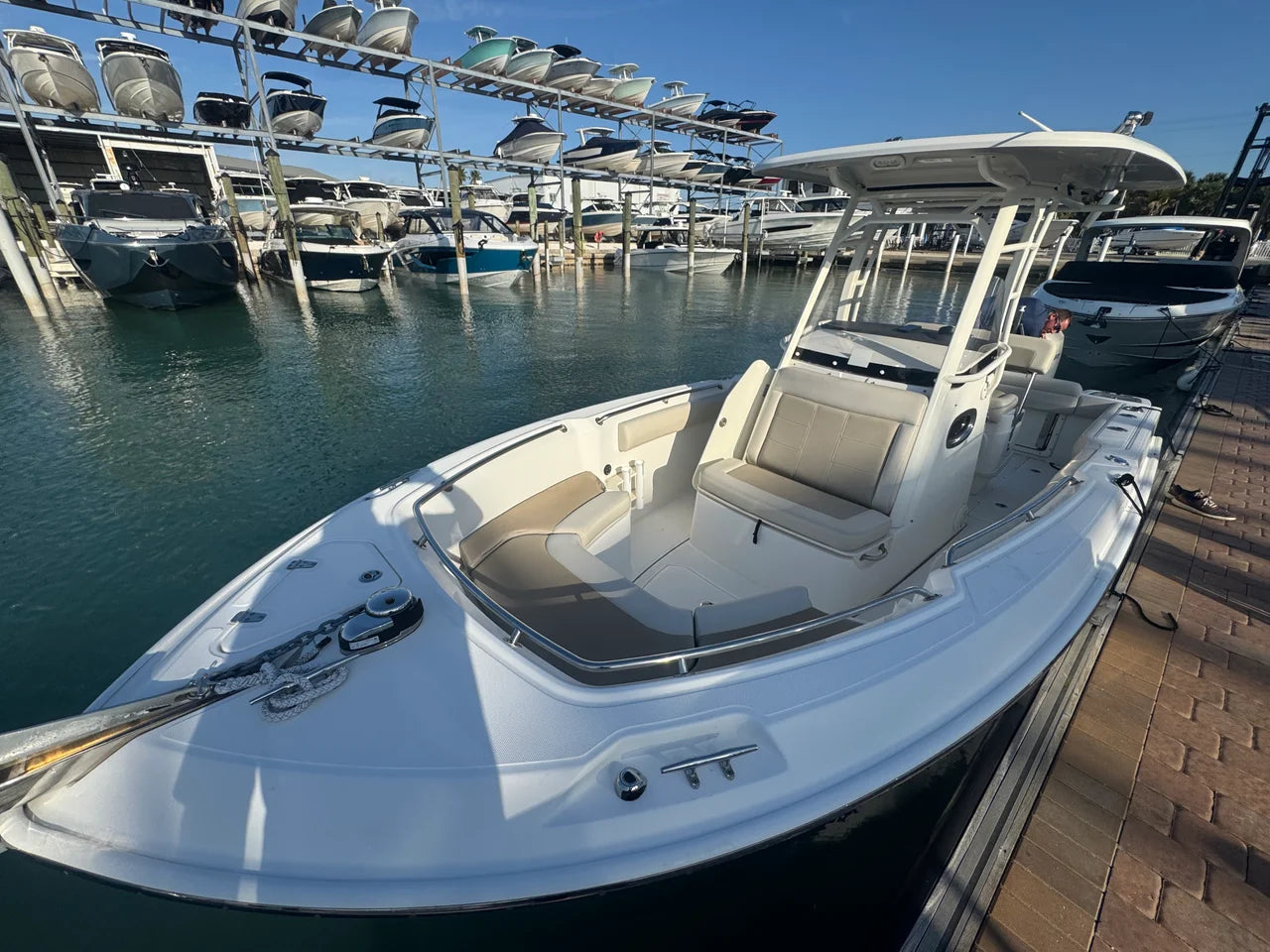 2021 Boston Whaler 230 OUTRAGE 23.0 feet, Sarasota, FL #6