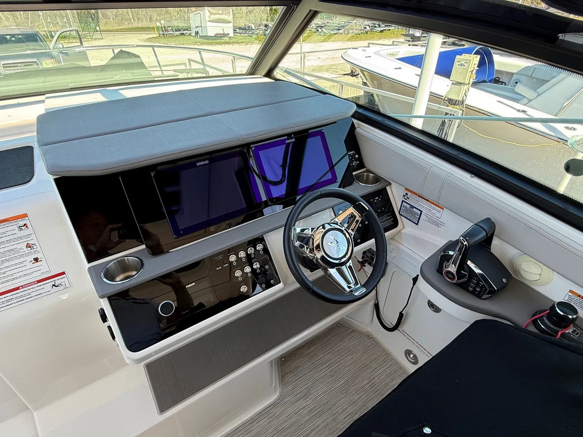 2024 Sea Ray 320 SUNDANCER OB 34.0 feet, Jacksonville Beach, Florida #24