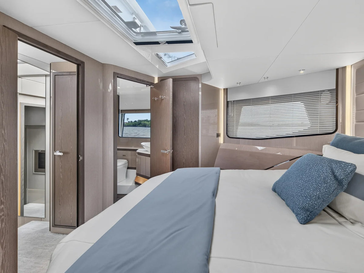 2026 Cruisers Yachts 57 FLY 57.0 feet, Stuart, Florida #19