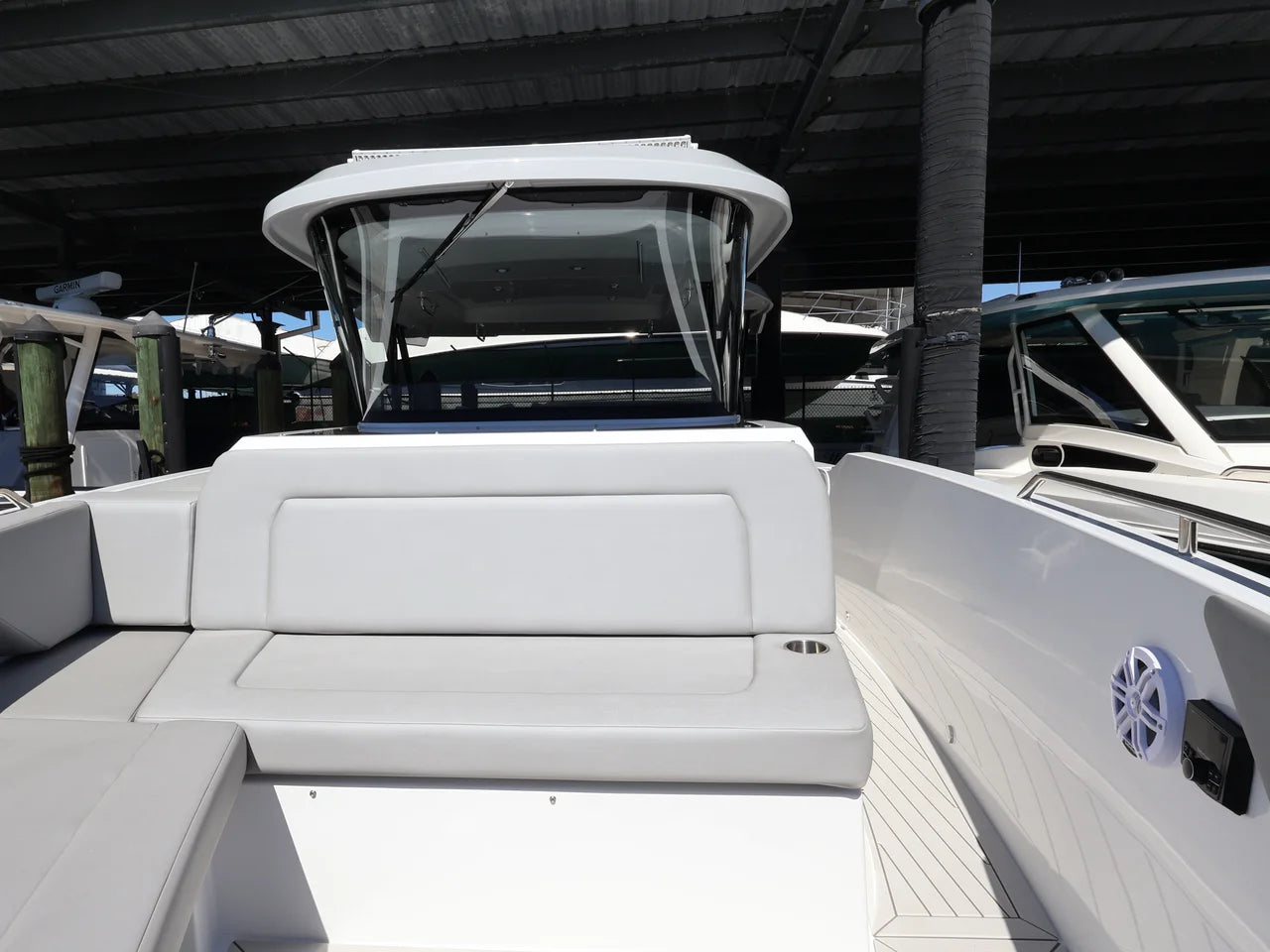 2026 Cruisers Yachts 38 VTR 38.0 feet, Naples, Florida #51