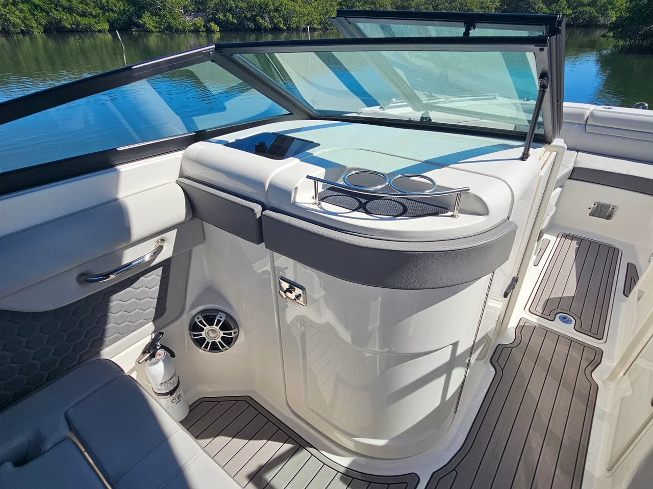 2024 Sea Ray 270 SDX OB 27.0 feet, Clearwater, Florida #18