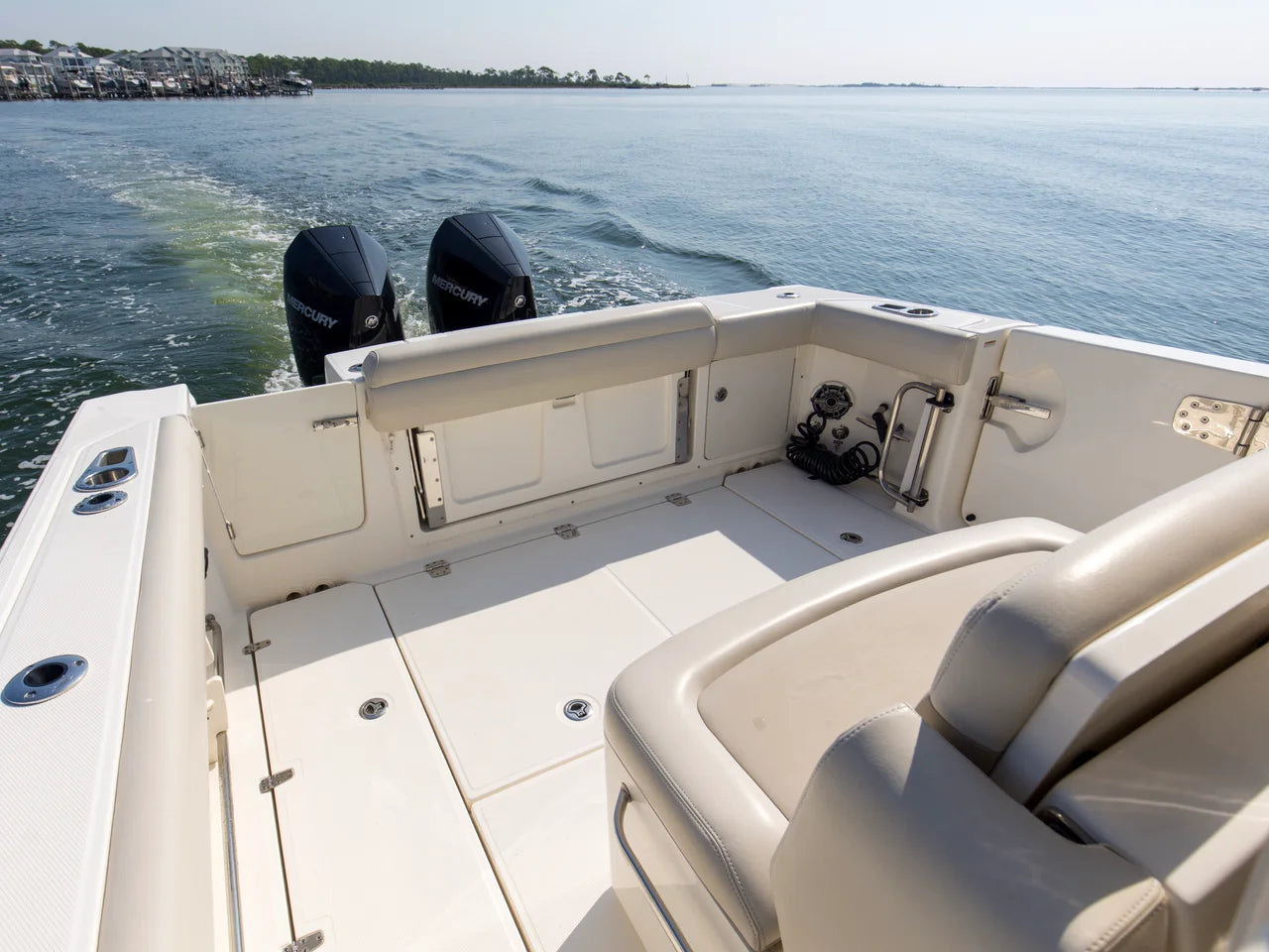 2023 Boston Whaler 330R 33.0 feet, Pensacola, Florida #18