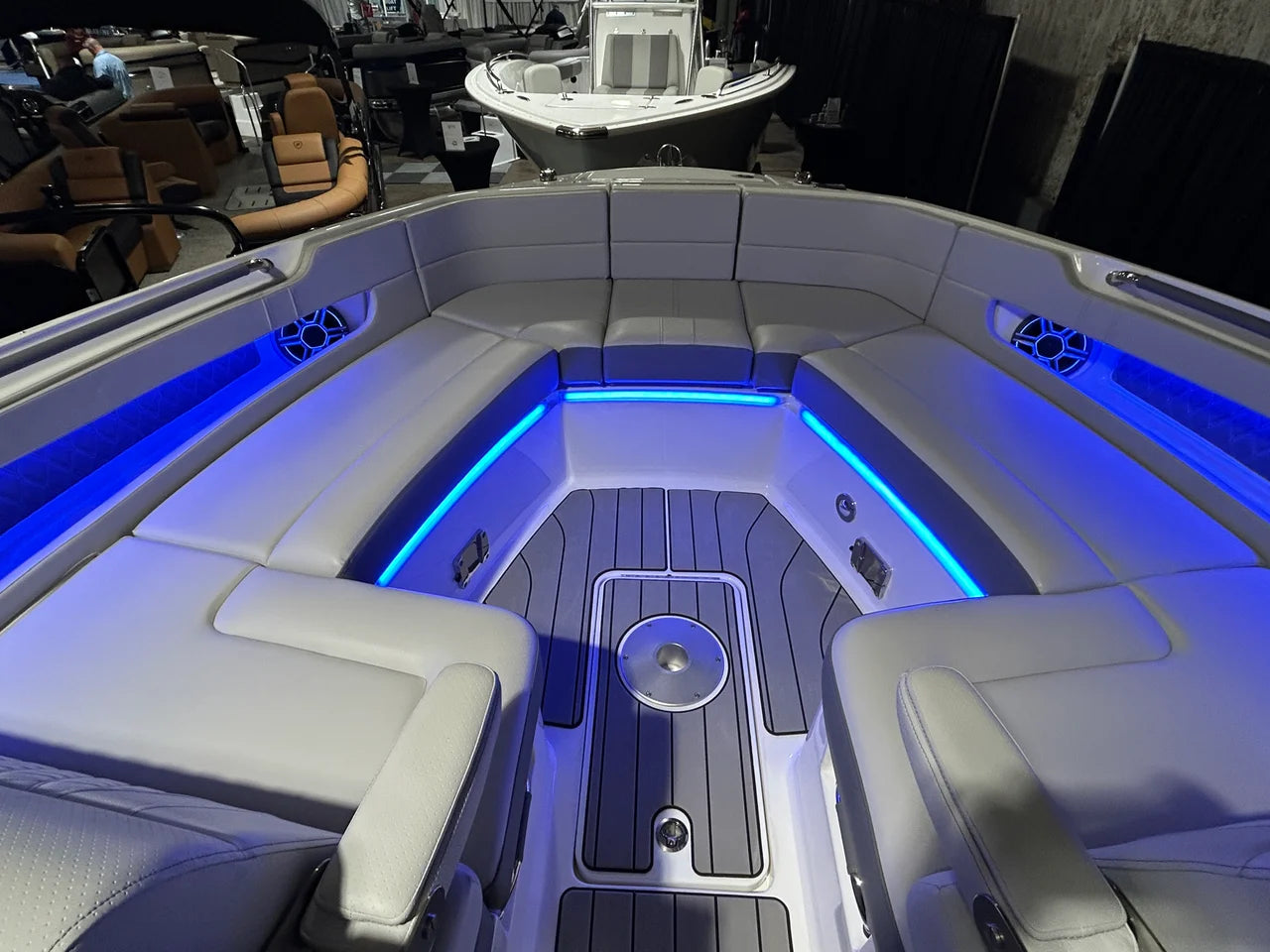2026 Sea Ray SLX 310 Outboard 31.0 feet, Grasonville, Maryland #37