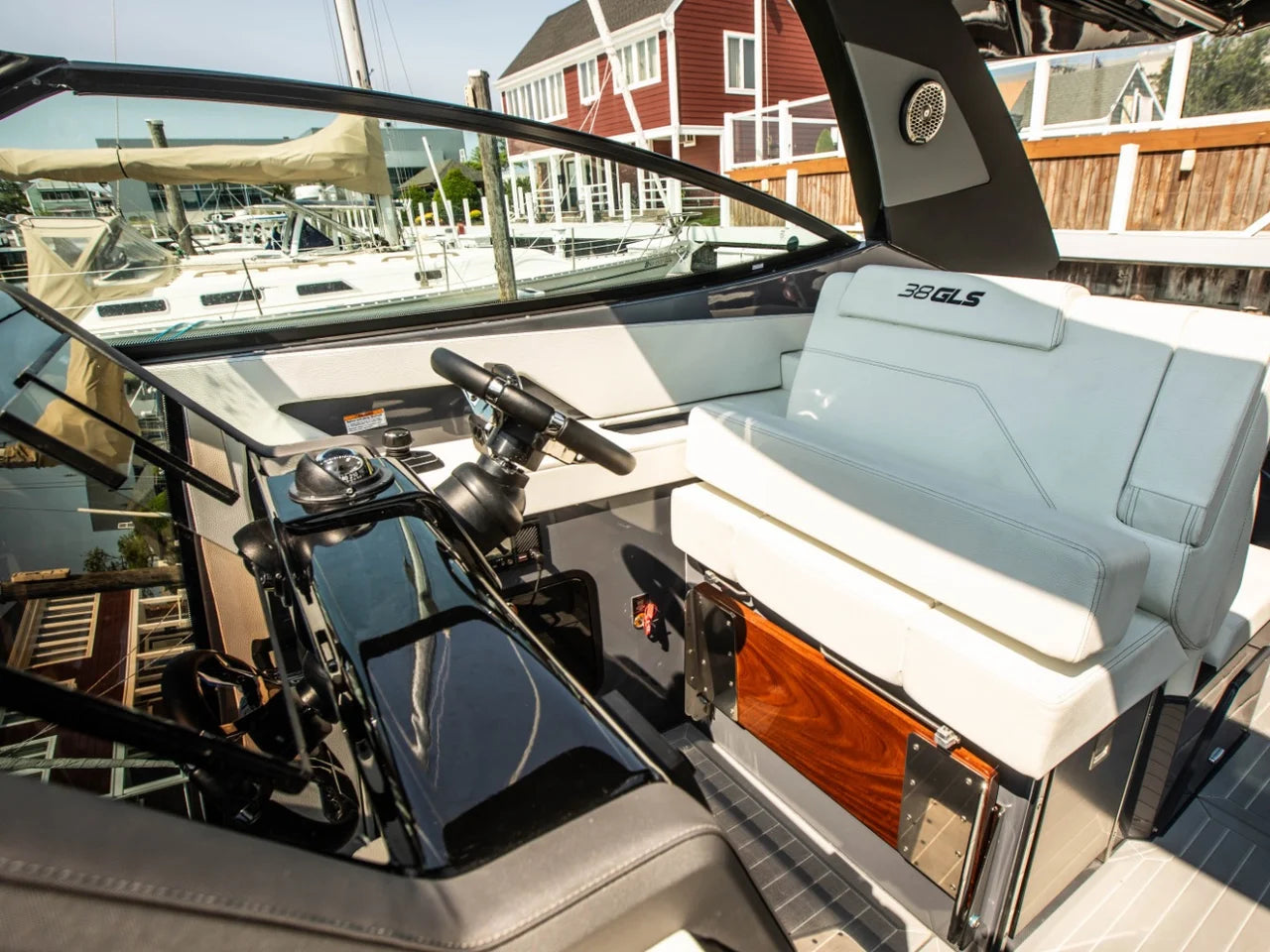 2024 Cruisers Yachts 38 GLS-OB SB 38.0 feet, Clearwater, Florida #36