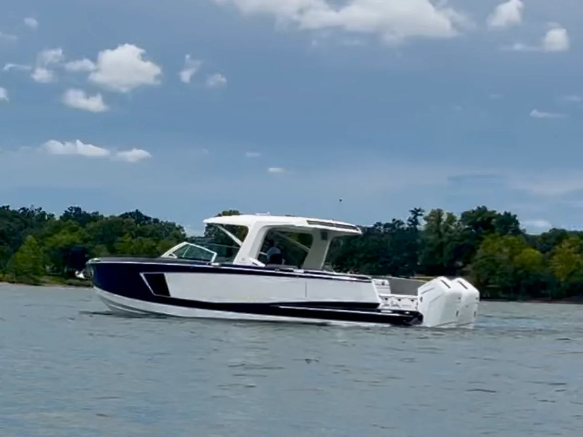 2023 Aviara AV40 OB 40.0 feet, Lake Ozark, MO #1
