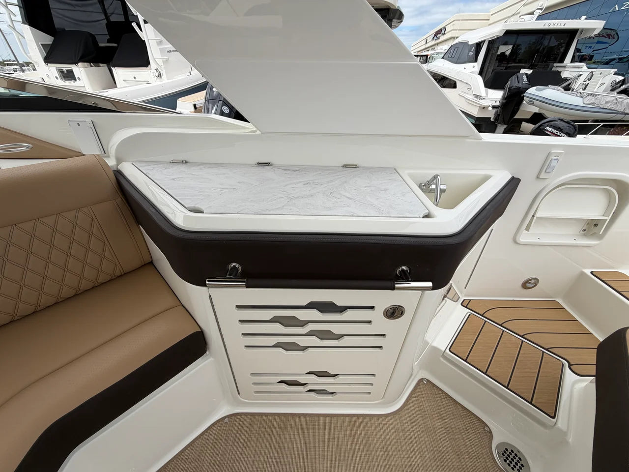 2026 Sea Ray SLX 310 Outboard 31.0 feet, Stuart, Florida #26