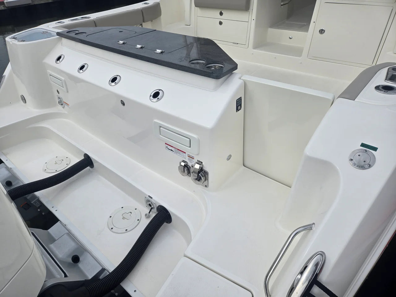 2026 Boston Whaler 365 Conquest 36.0 feet, Charleston, SC #9