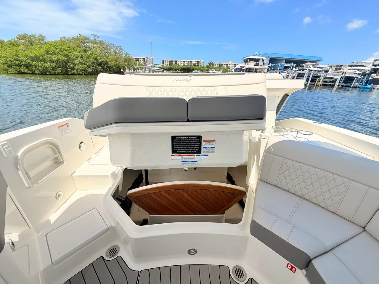 2026 Sea Ray SLX 310 Outboard 31.0 feet, St Petersburg, FL #40
