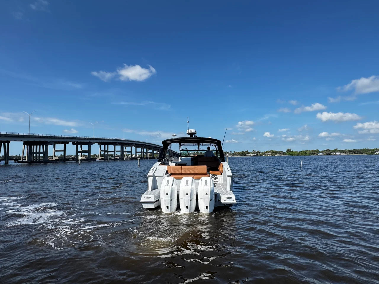 2024 Cruisers Yachts 38 GLS South Beach Outboard 38.0 feet, Stuart, Florida #6