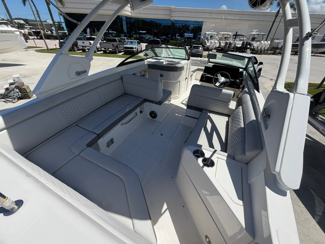 2022 Sea Ray 270 SDX OB 27.0 feet, Stuart, Florida #12