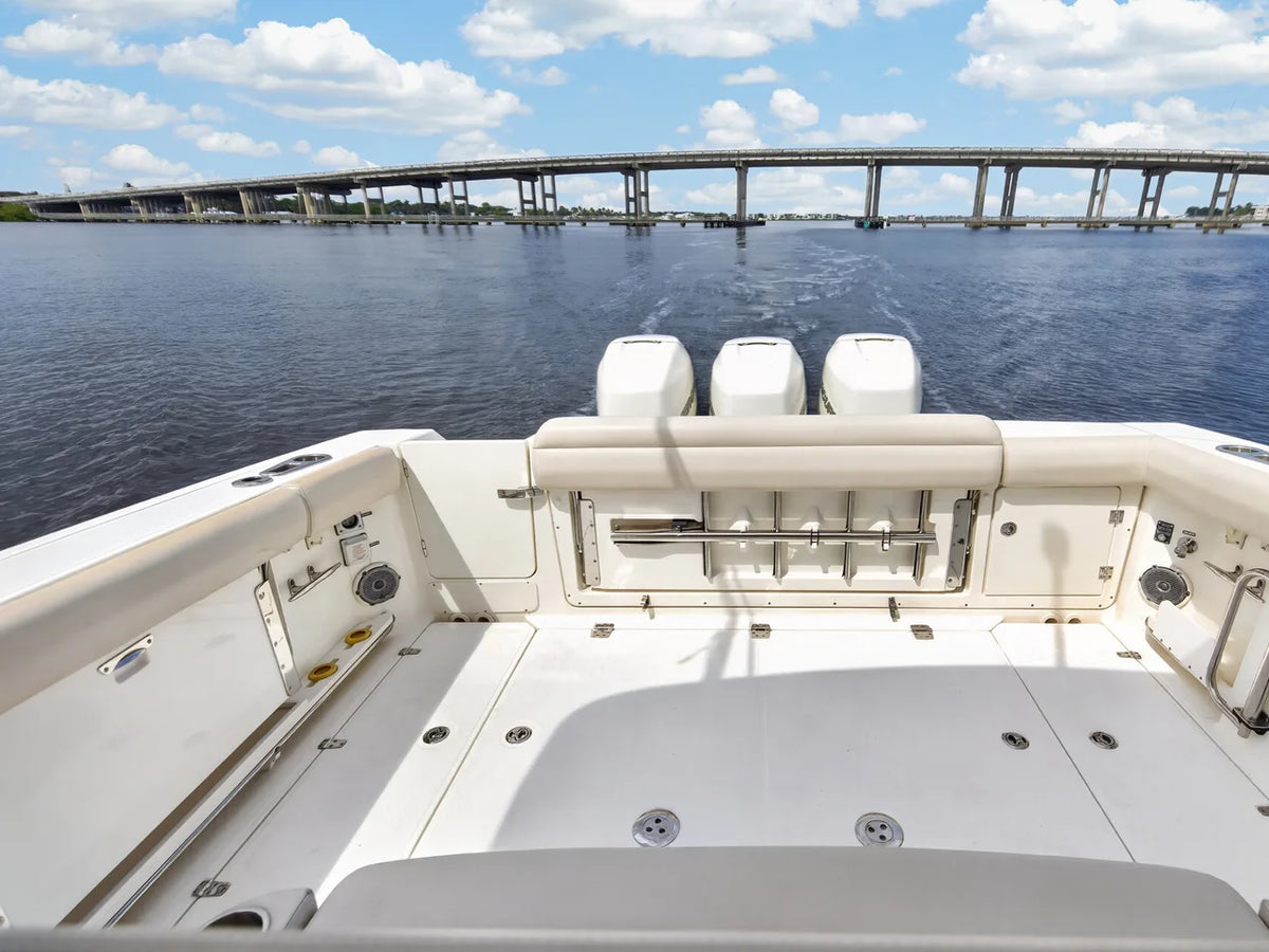 2018 Boston Whaler 380 OUTRAGE 38.0 feet, Stuart, Florida #55