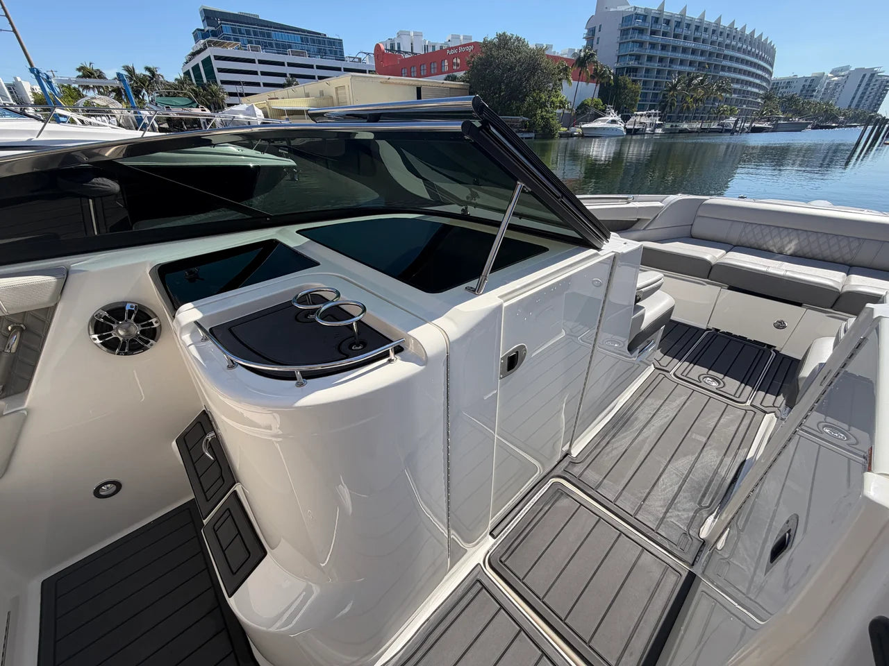 2023 Sea Ray 350 SLX OB 38.0 feet, North Miami, FL #69