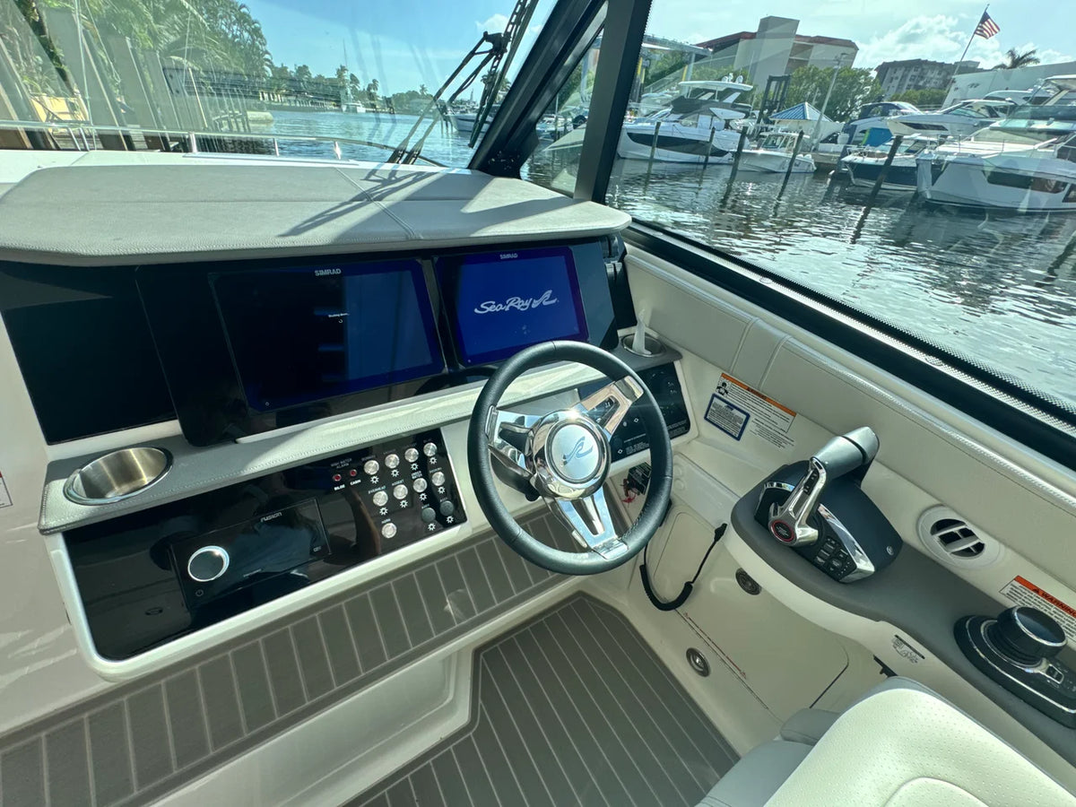 2027 Sea Ray Sundancer 320 Outboard 32.0 feet, Pompano Beach, Florida #22